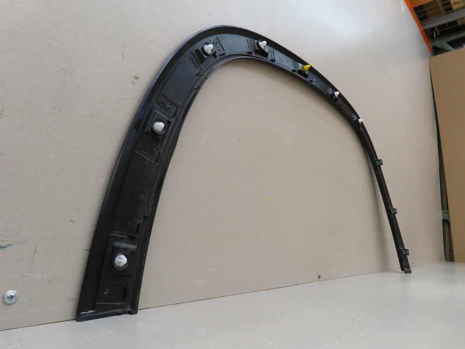 2018-2023 CHEVROLET TRAVERSE FRONT LEFT DRIVER SIDE FENDER FLARE OEM 84999339