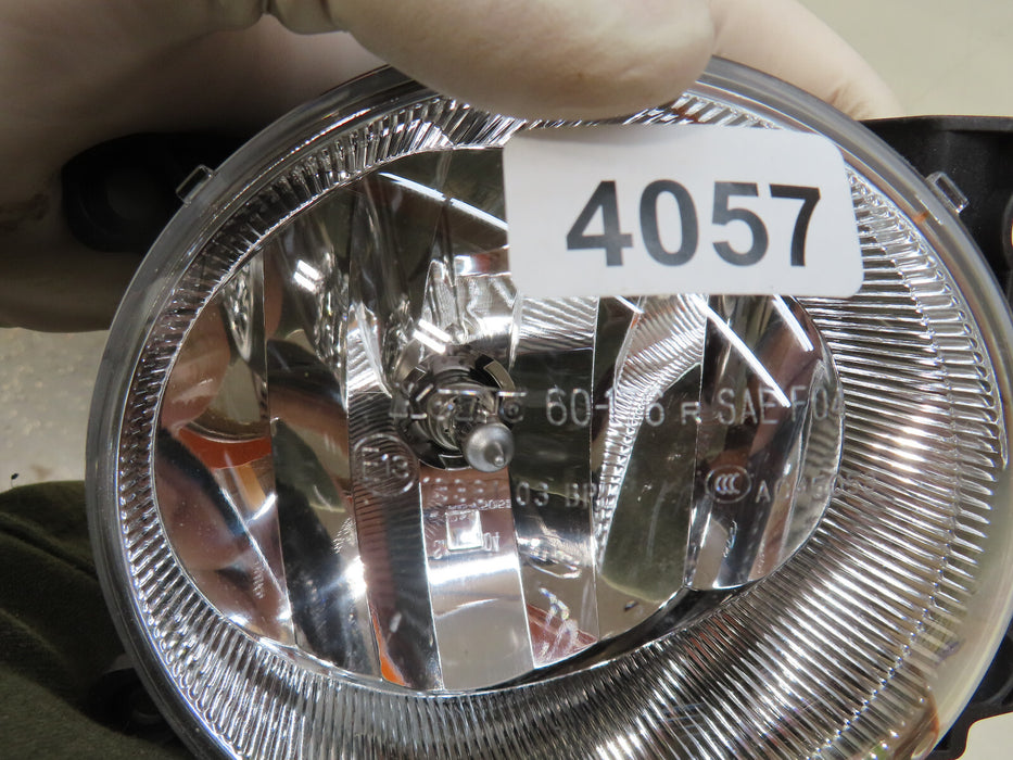 2016-2021 TOYOTA RAV4 FRONT RIGHT PASSENGER SIDE FOG LIGHT HALOGEN OEM 79899