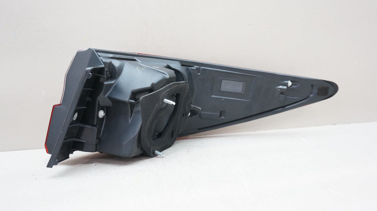 2016-2018 LEXUS ES350 ES300H REAR LEFT DRIVER SIDE TAIL LIGHT OEM