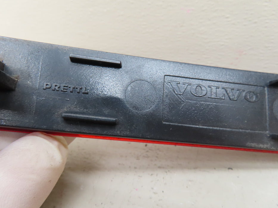 2016-2022 VOLVO XC90  LEFT SIDE REAR BUMPER REFLECTOR LENS RED OEM 31468556
