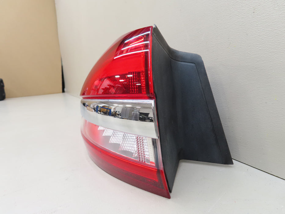 2017-2020 FORD FUSION REAR LEFT DRIVER OUTER TAIL LIGHT OEM HS73-13405-AD
