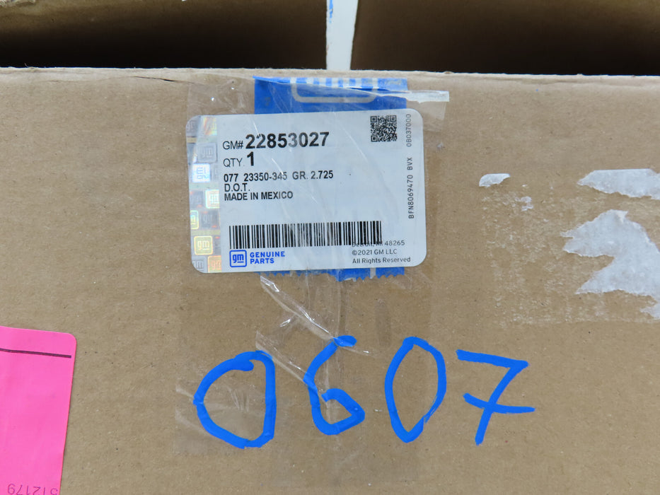 2007-2013 CHEVROLET SILVERADO 1500 FRONT LEFT DRIVER HEADLIGHT HALOGEN OEM