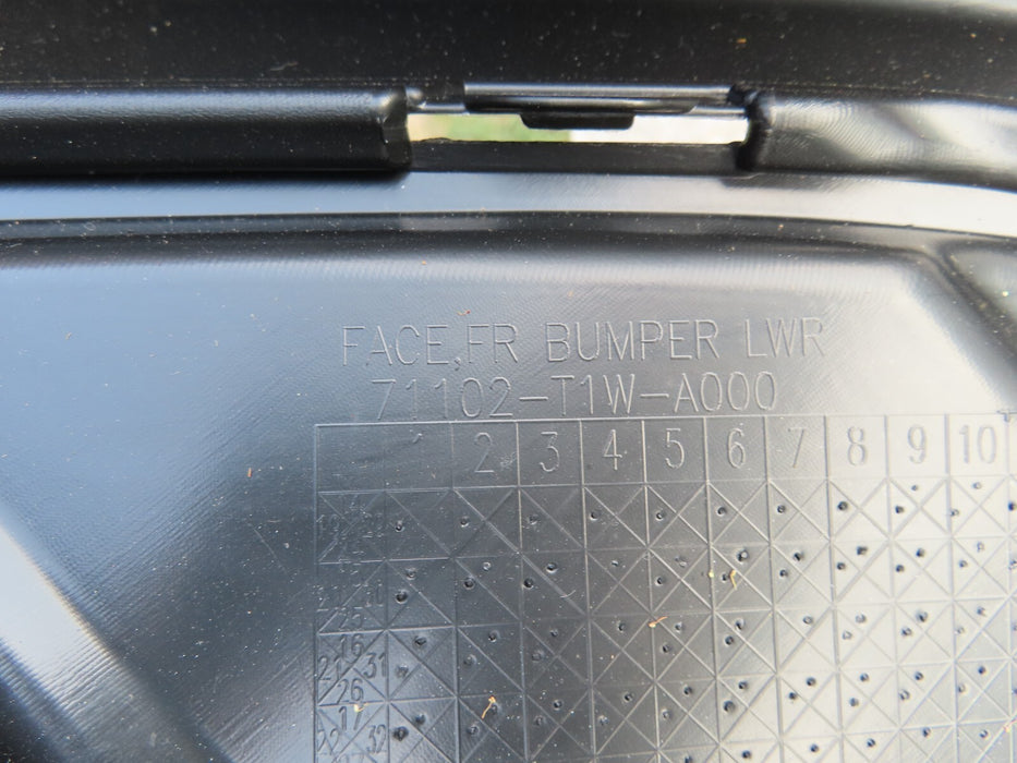 2015-2016 HONDA CR-V EX EX-L LX FRONT LOWER BUMPER COVER PANEL OEM 04712-T1W-A91