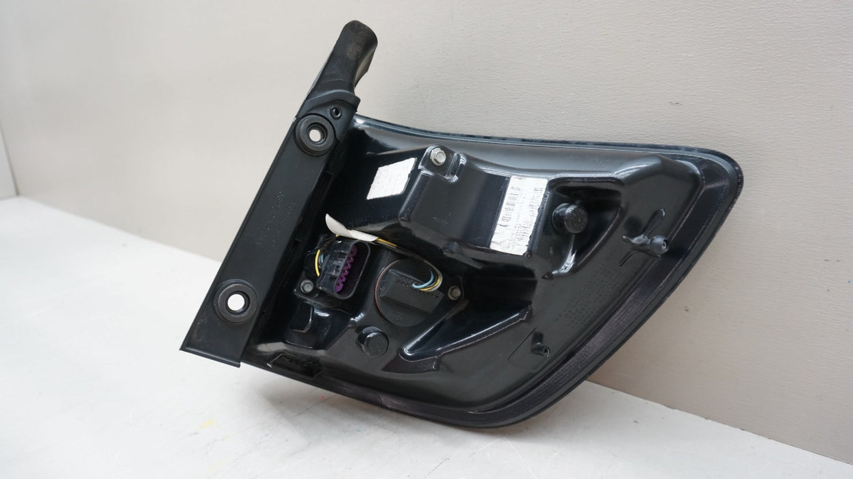 2014-2024 DODGE DURANGO REAR LH LEFT DRIVER SIDE OUTER TAIL LIGHT OEM 68272127AA