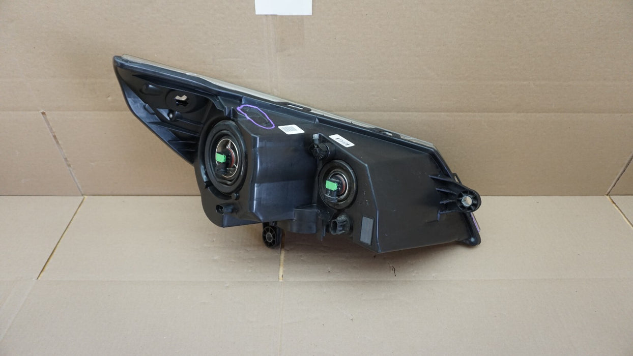 2009-2014 VOLKSWAGEN ROUTAN FRONT LEFT DRIVER SIDE HEADLIGHT LAMP HALOGEN OEM