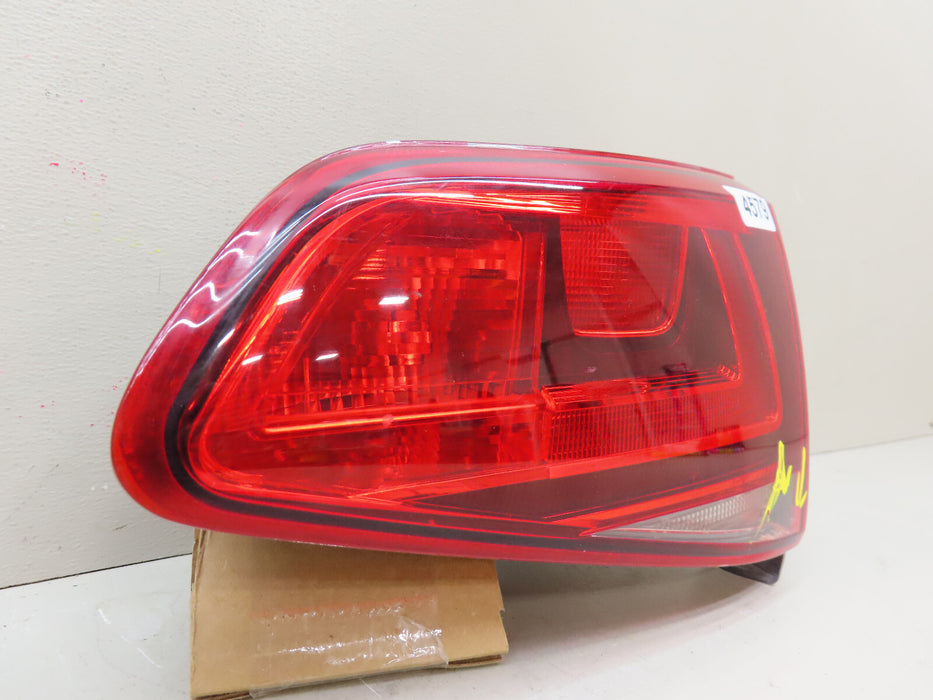 2015-2017 VOLKSWAGEN GOLF GTI REAR RIGHT PASSENGER SIDE INNER TAIL LIGHT OEM