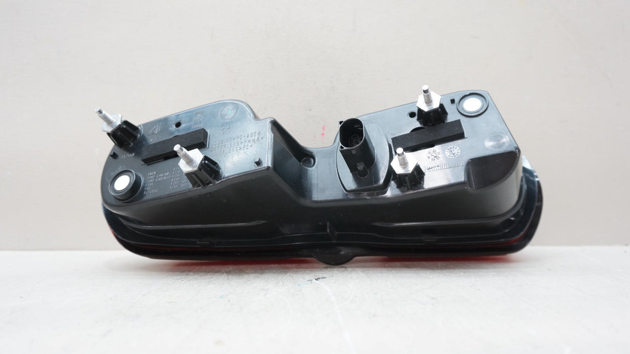 FERRARI SF90 F173 REAR RIGHT PASSENGER SIDE TAIL LIGHT OEM