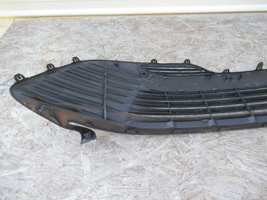 2018-2020 TOYOTA CAMRY FRONT LOWER BUMPER GRILLE GRILL PLASTIC 53113-06010 OEM