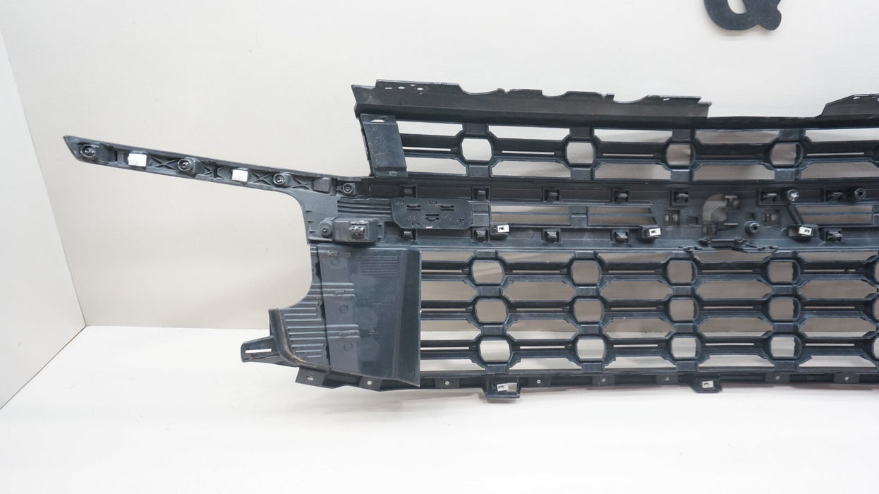 2021-2022 CHEVROLET TAHOE Z71 FRONT BUMPER RADIATOR GRILLE OEM
