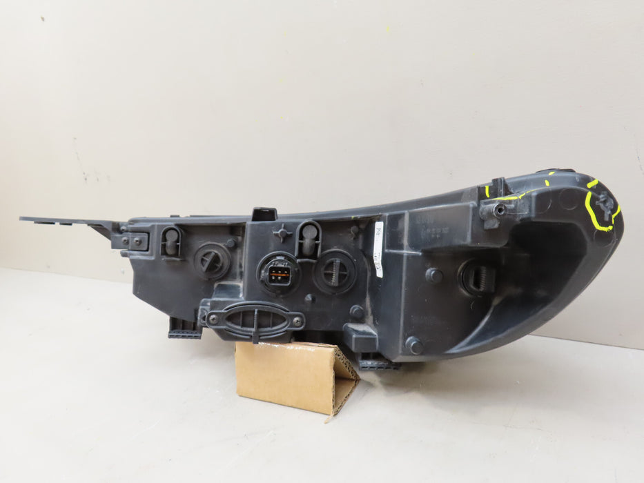 2020 2021 KIA SOUL FRONT RIGHT PASSENGER SIDE HEADLIGHT HALOGEN OEM