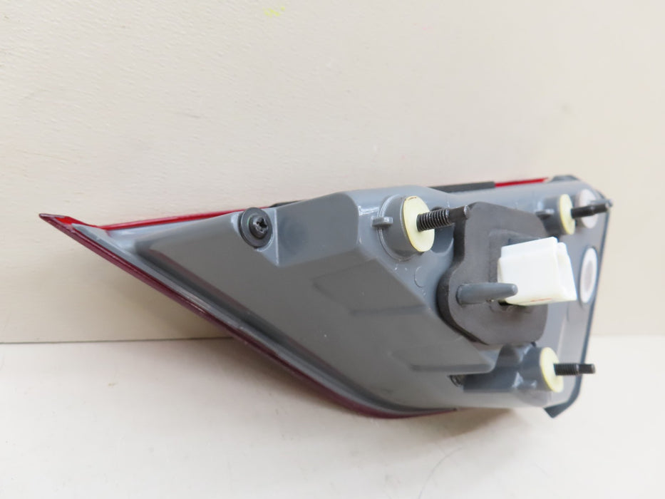 2015-2017 GENESIS G80 REAR LEFT DRIVER SIDE INNER TAIL LIGHT OEM