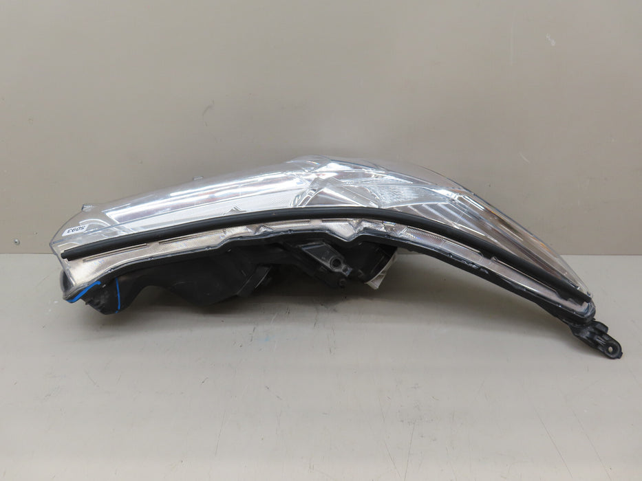 2017-2019 TOYOTA HIGHLANDER FRONT RIGHT PASSENGER HEADLIGHT HALOGEN OEM
