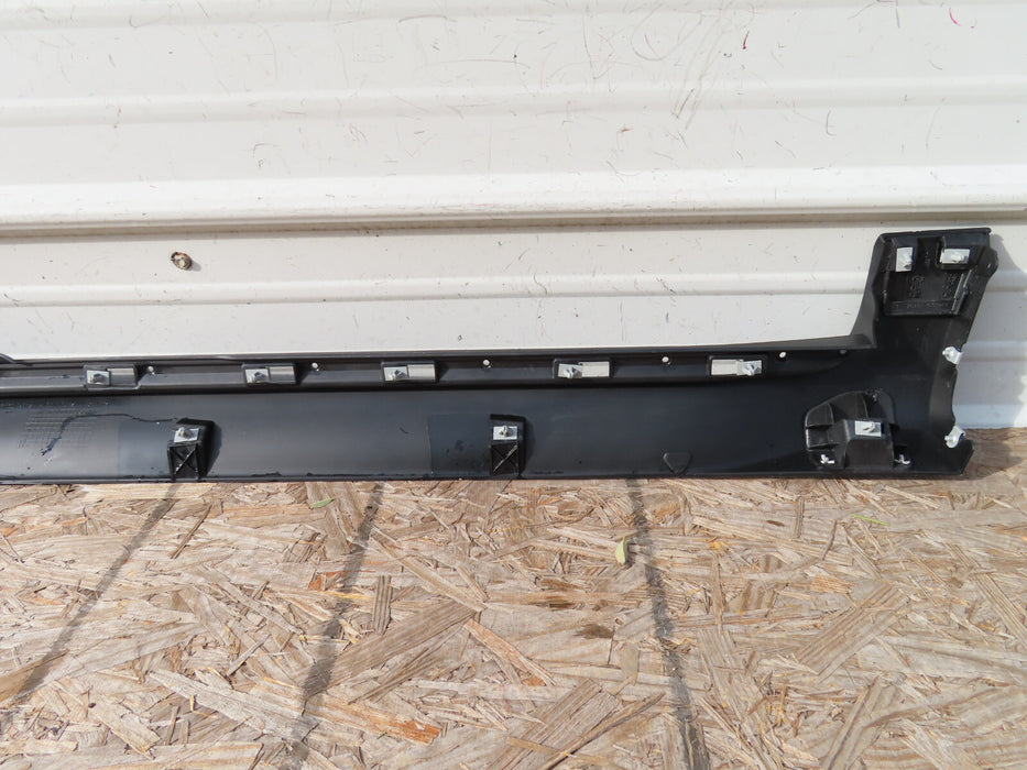 2007-2012 SATURN OUTLOOK 2013-2016 GMC ACADIA OEM LEFT LOWER ROCKER PANEL SKIRT