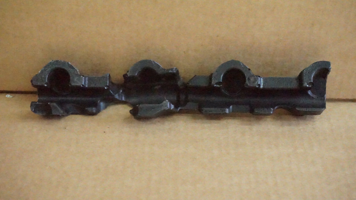 2016-2020 MERCEDES C63 AMG W205 4.0L M177 ENGINE RIGHT FUEL RAIL INSULATION OEM