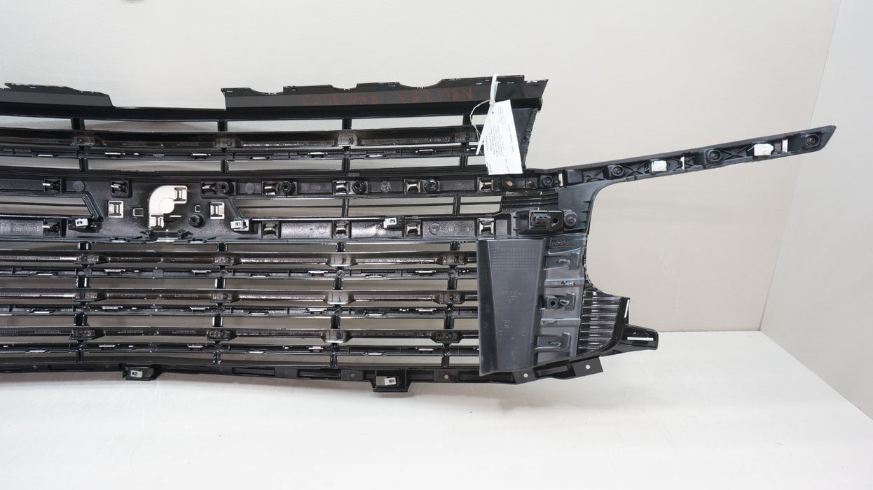 2021-2024 CHEVROLET TAHOE SUBURBAN FRONT RADIATOR GRILLE GRILL 85633892 OEM