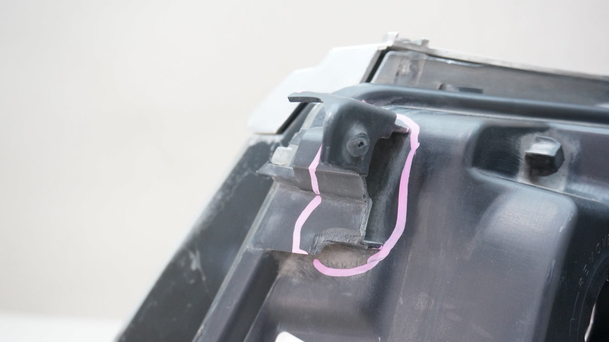 2011-2014 FORD EDGE FRONT RIGHT SIDE XENON HEADLIGHT WITHOUT MODULE OEM