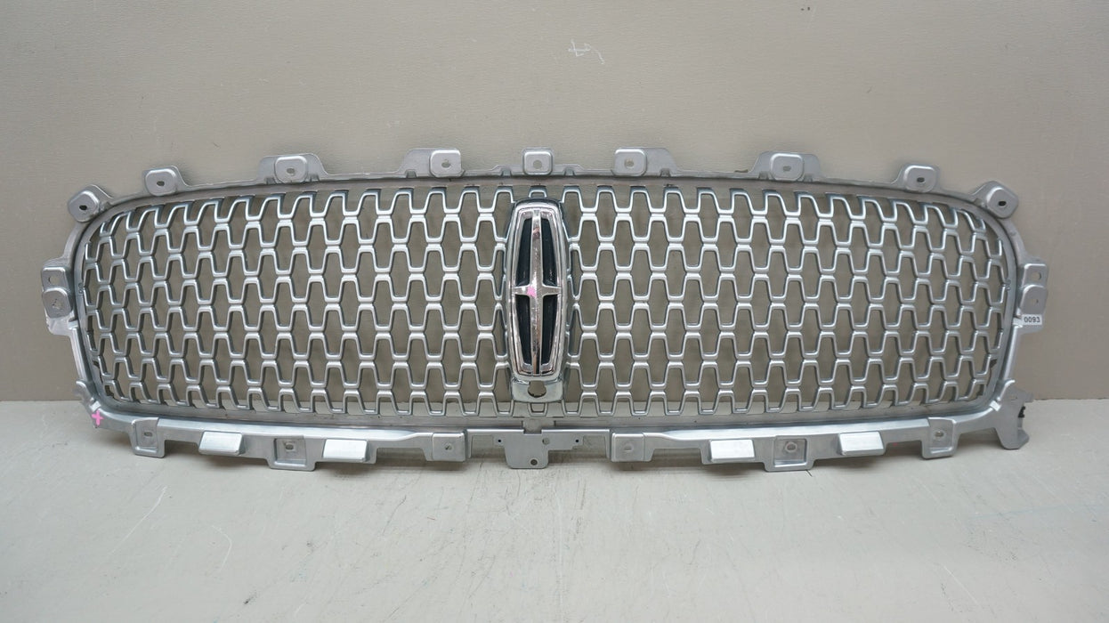 2017-2019 LINCOLN CONTINENTAL FRONT CENTER GRILLE GRILL GD9B-8200-CC OEM