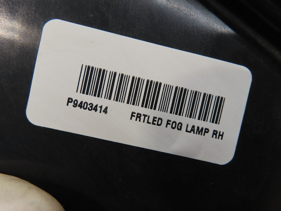 2015-2020 DODGE CHARGER FRONT RIGHT PASSENGER SIDE FOG LIGHT OEM