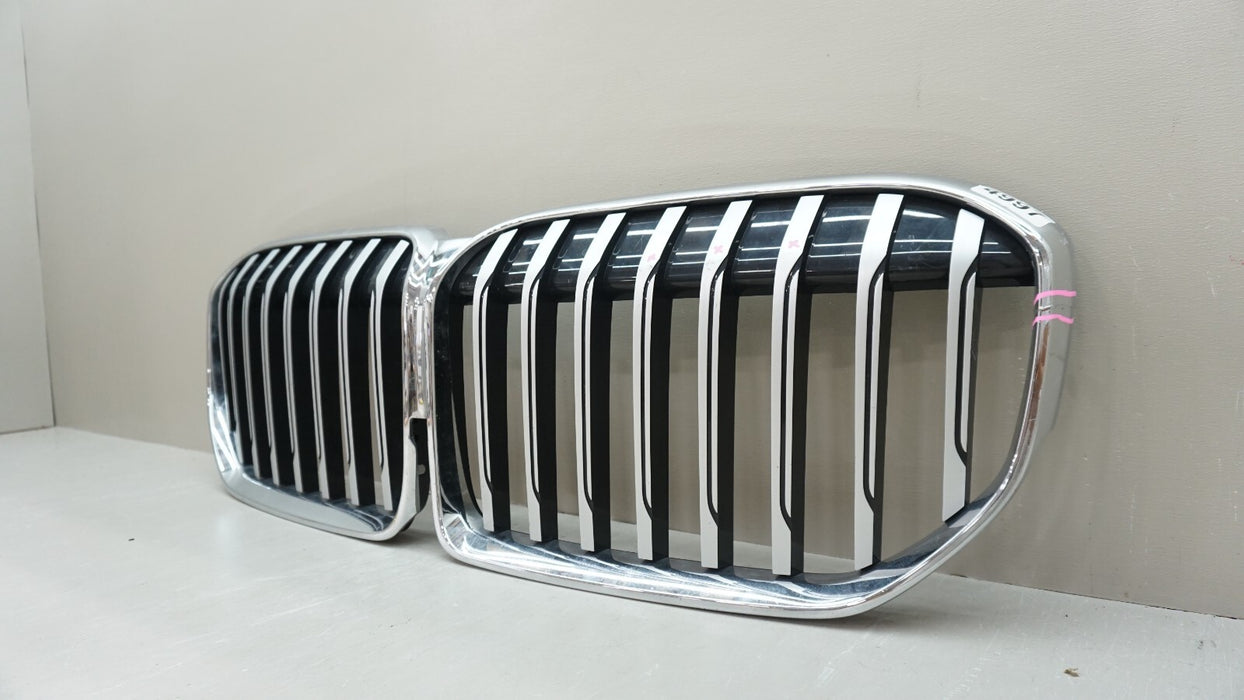 2019-2024 BMW X7 FRONT BUMPER RADIATOR GRILLE GRILL 5113 8494817 OEM