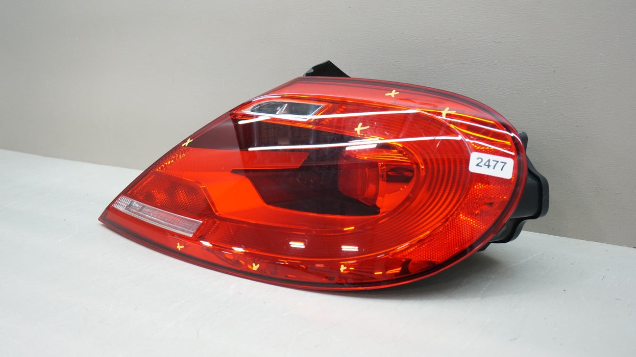 2012-2016 VOLKSWAGEN BETTLE REAR RIGHT PASSENGER SIDE TAIL LIGHT OEM