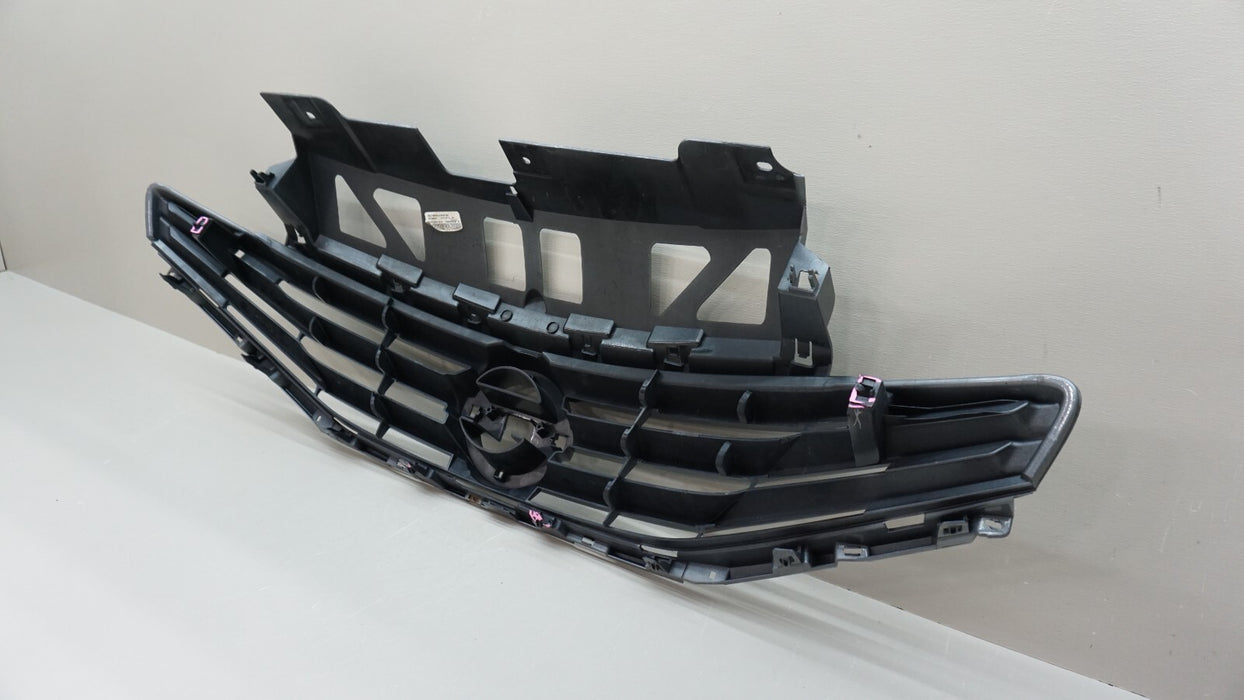 2014-2016 NISSAN VERSA FRONT UPPER MAIN GRILLE 62310 3VY0A OEM 14 15 16