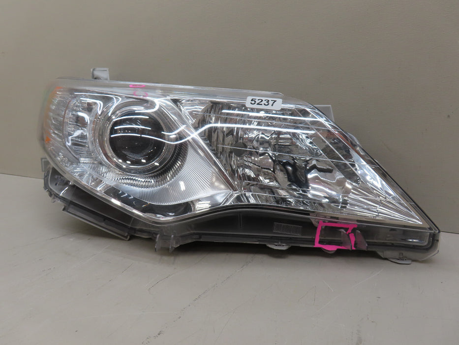 2012-2014 TOYOTA CAMRY FRONT RIGHT PASSENGER HEADLIGHT HALOGEN OEM