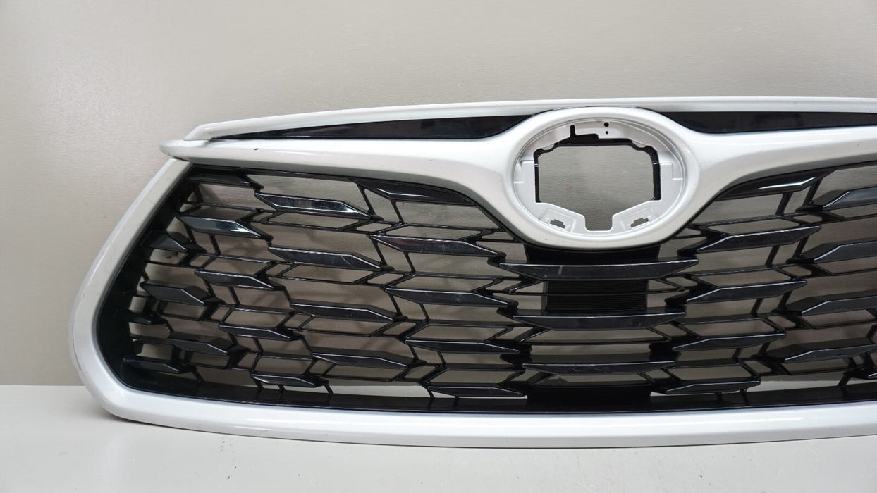 2020-2021 TOYOTA HIGHLANDER SUV FRONT BUMPER RADIATOR GRILLE OEM 53101-0E360