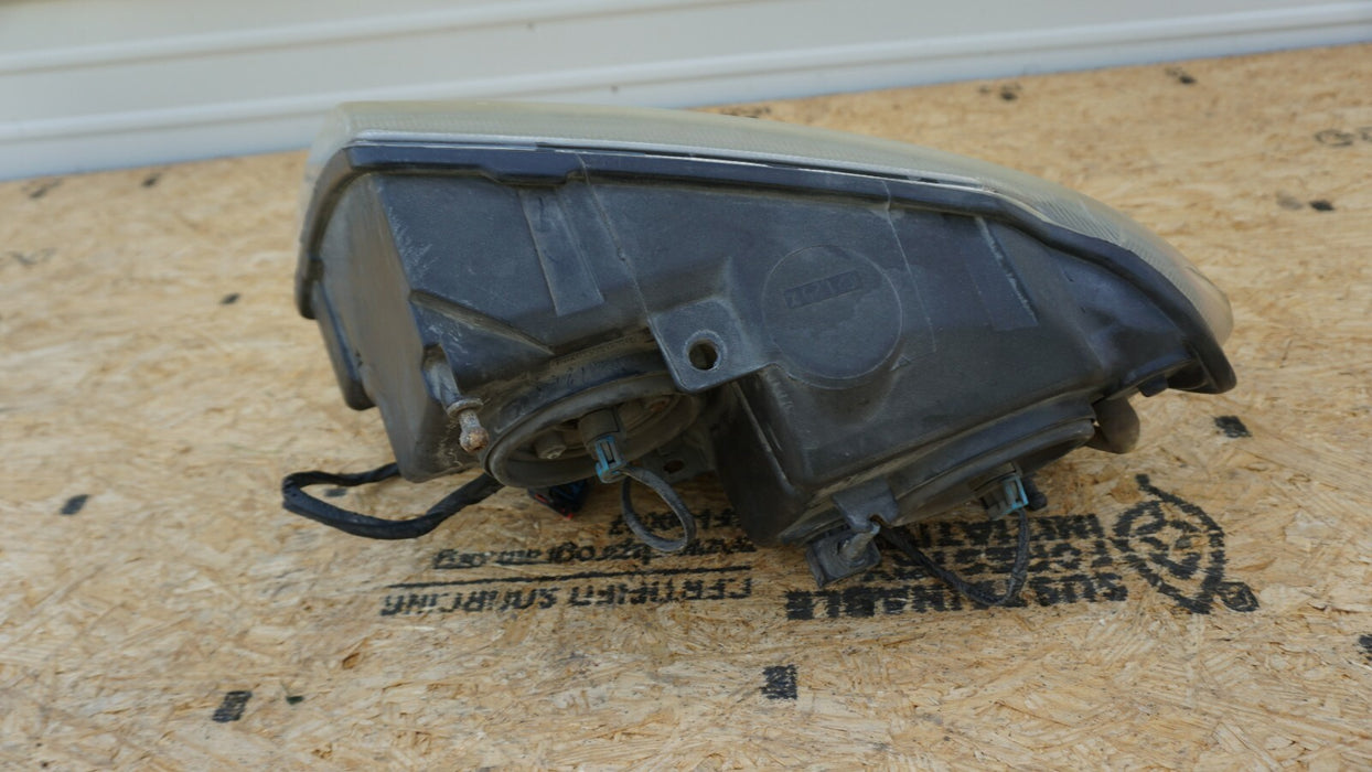 99 00 01 02 03 04 JEEP GRAND CHEROKEE RIGHT FRONT HEADLIGHT OEM