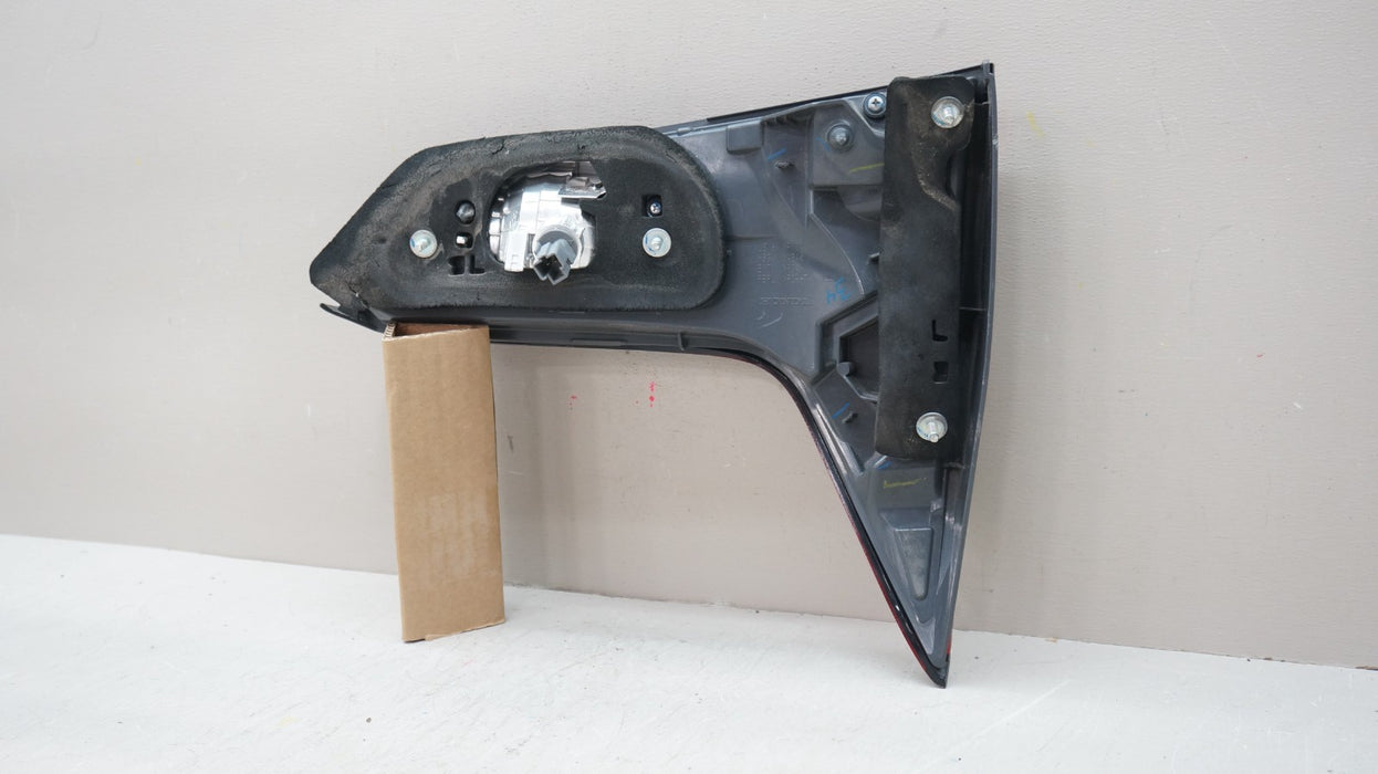 2016-2018 HONDA HR-V REAR LEFT DRIVER SIDE INNER TAIL LIGHT OEM