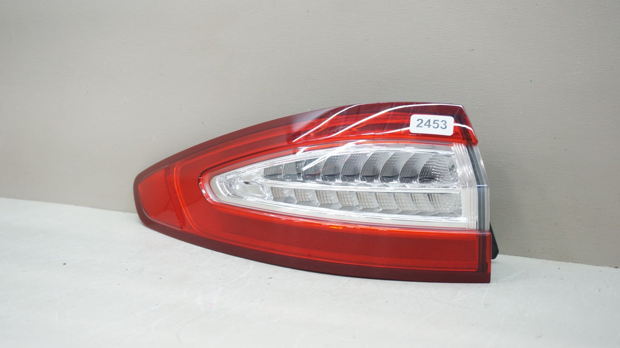 2013-2016 FORD FUSION REAR LEFT DRIVER SIDE LED OUTER TAIL LIGHT OEM