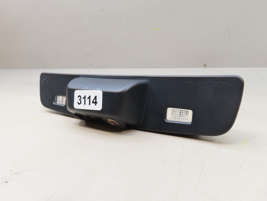 2020 2021 2022 GMC ACADIA REAR LICENSE PLATE LAMP AND CAMERA ASSEMBLY OEM