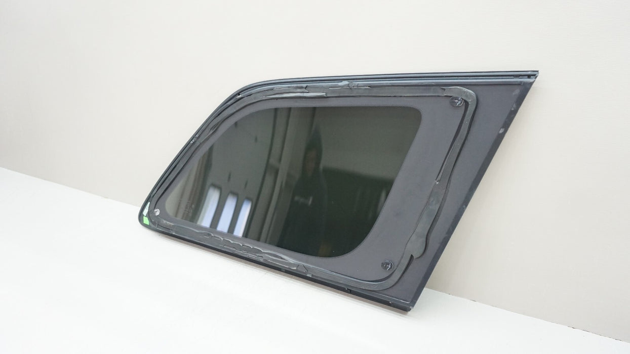 2017-2021 JEEP GRAND CHEROKEE REAR LEFT QUARTER WINDOW 68259511AB OEM