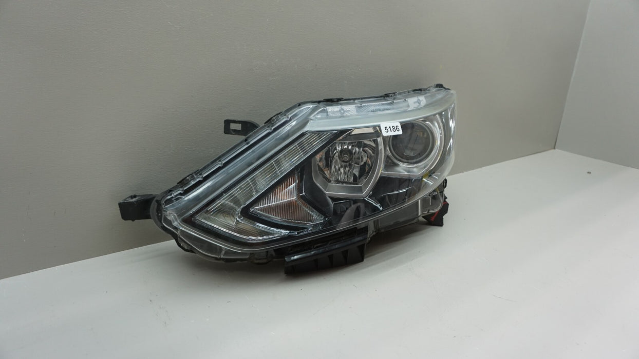 2017-2019 NISSAN ROGUE SPORT FRONT LEFT DRIVER SIDE HEADLIGHT HALOGEN OEM