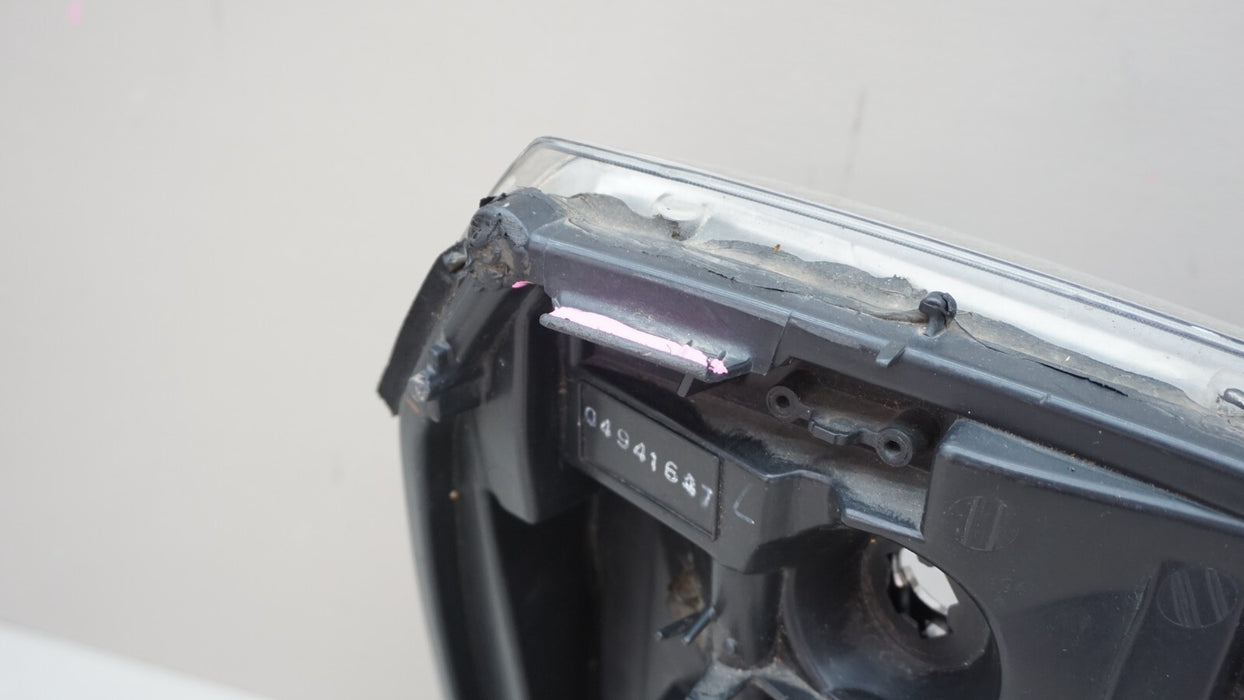 2007-2014 CADILLAC ESCALADE FRONT LEFT DRIVERS HEADLIGHT XENON HID OEM