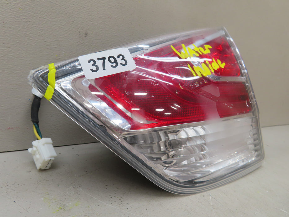 2014 2015 2016 NISSAN ROGUE REAR RIGHT PASSENGER INNER TAIL LIGHT OEM