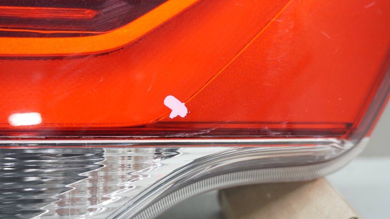 2017-2019 TOYOTA HIGHLANDER REAR LEFT DRIVER SIDE INNER TAIL LIGHT OEM