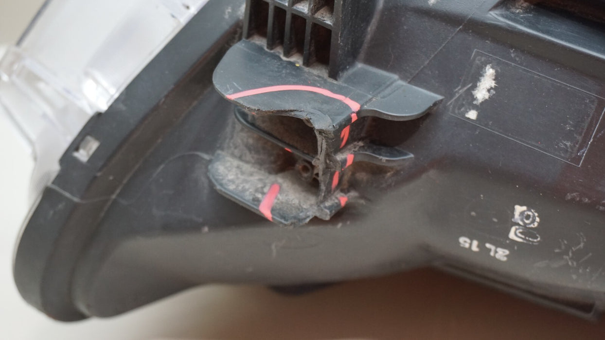 2013-2016 BUICK ENCORE FRONT RH RIGHT PASSENGER SIDE HALOGEN HEADLIGHT OEM
