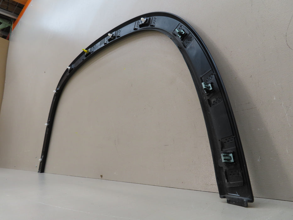 2018-2023 CHEVROLET TRAVERSE FRONT LEFT DRIVER SIDE FENDER FLARE OEM 84999339