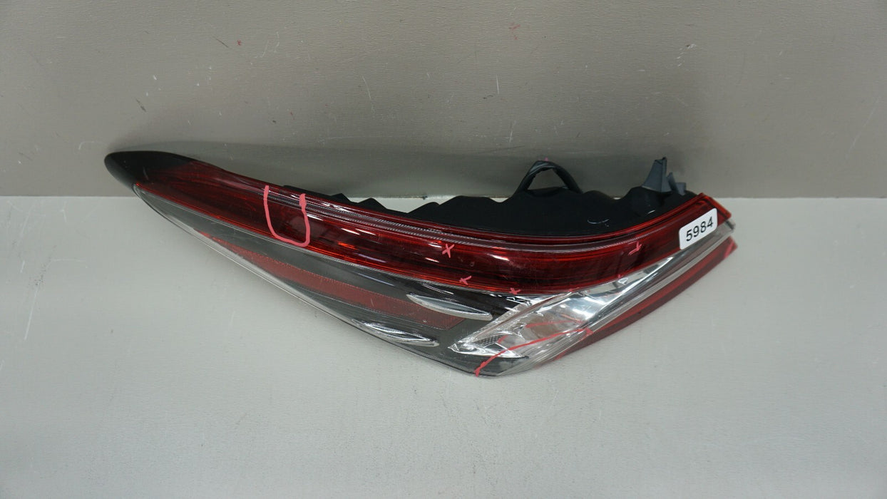 2021-2023 TOYOTA CAMRY REAR LH LEFT DRIVER SIDE TAIL LIGHT OEM