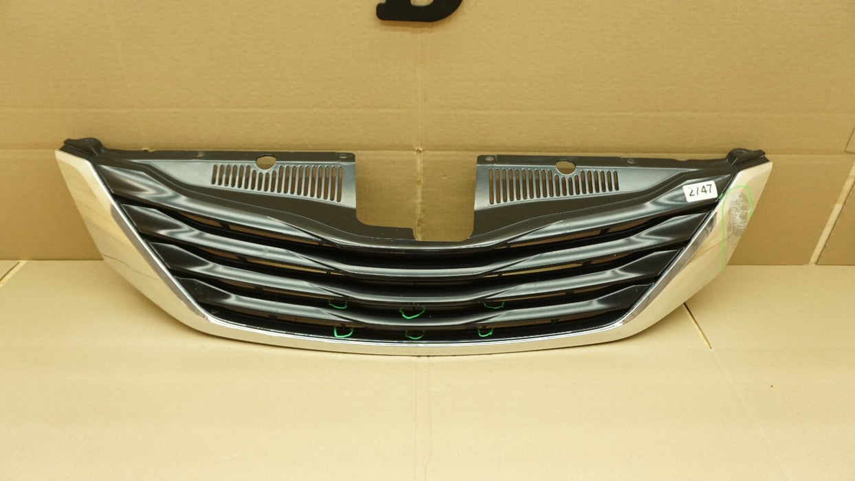 2011-2017 TOYOTA SIENNA FRONT UPPER RADIATOR GRILLE OEM 11 12 13 14 15 16 17