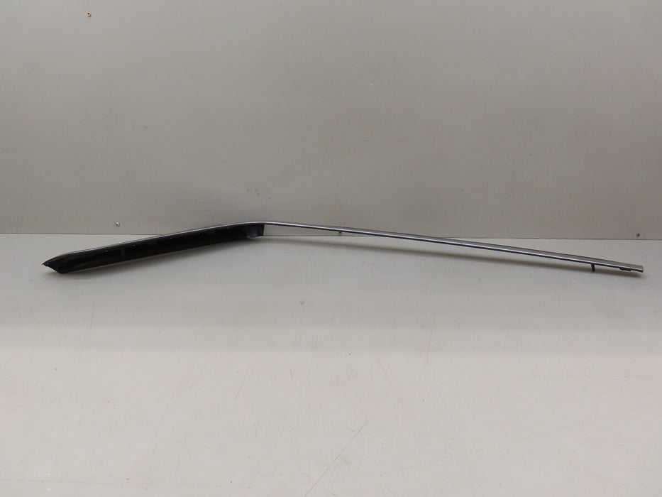 2021-2023 JEEP GRAND CHEROKEE L REAR RIGHT QUARTER WINDOW UPPER MOLDING OEM