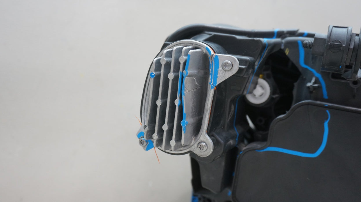 2021-2023 VOLKSWAGEN ID.4 ID4 LEFT DRIVER SIDE LED HEADLIGHT OEM (FOR PARTS)