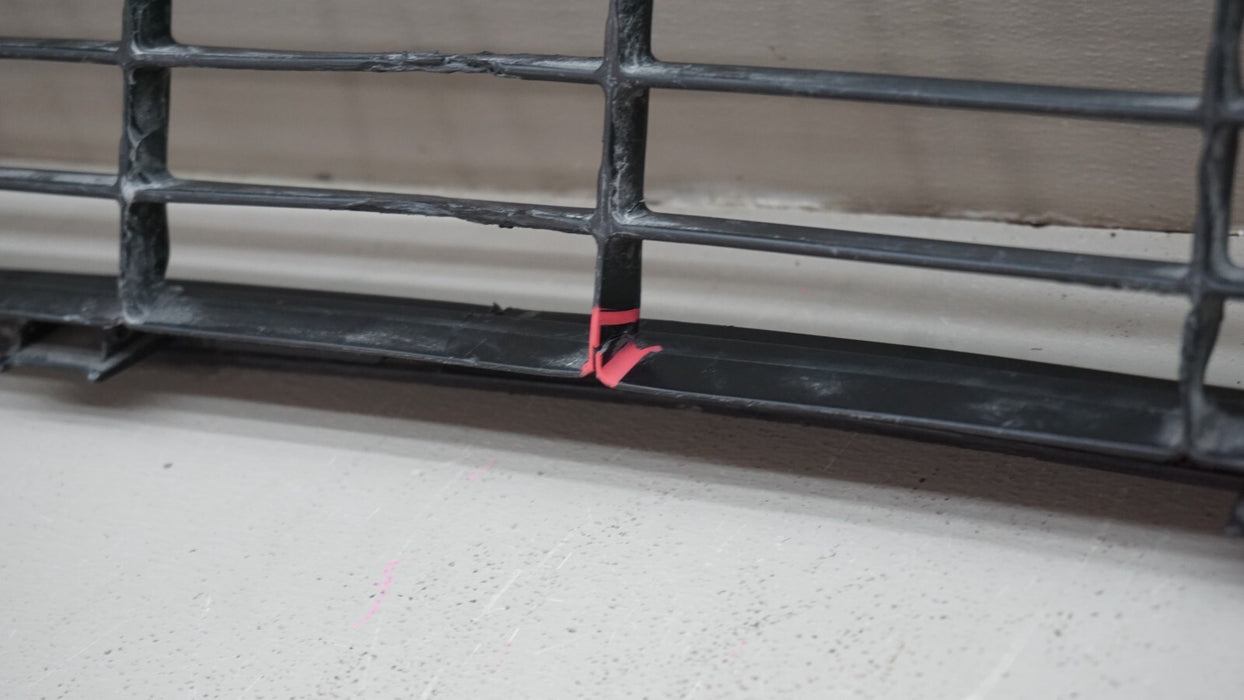 2016-2018 TOYOTA RAV4 FRONT LOWER GRILLE 53112-42100 OEM 16 17 18