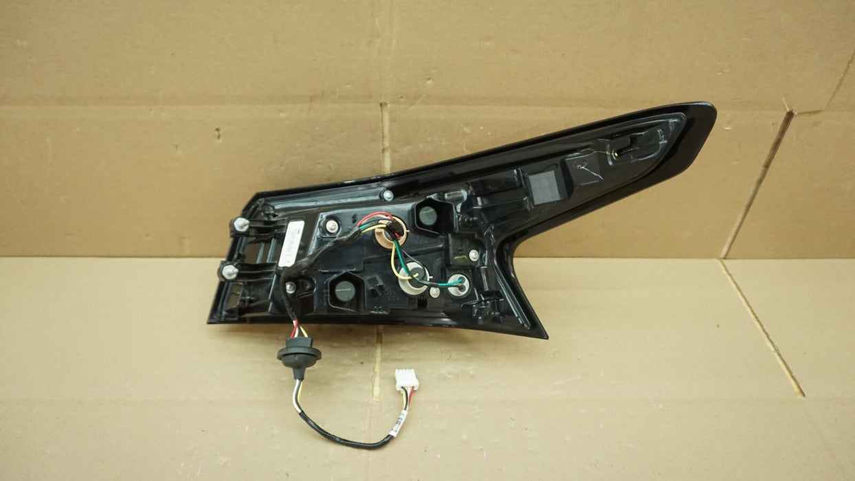 2019-2022 NISSAN ALTIMA REAR LEFT DRIVER SIDE TAIL LIGHT HALOGEN OEM 19 20 21 22