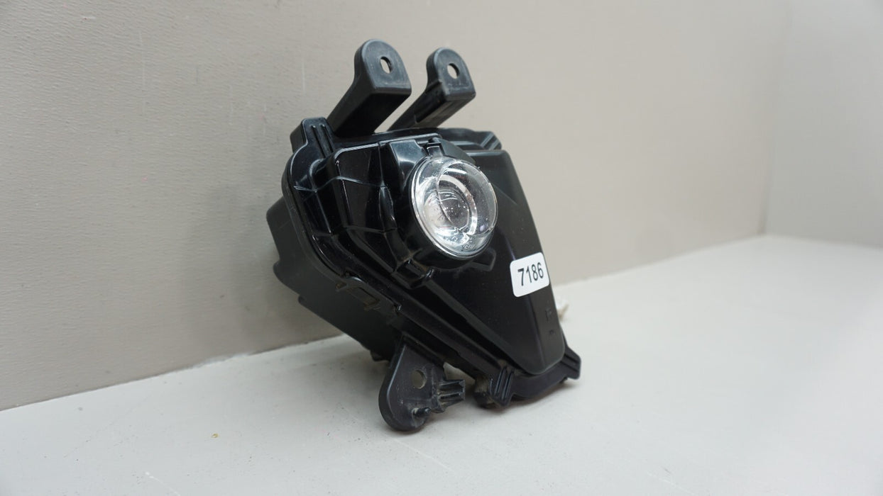 2014-2019 LEXUS GX460 FRONT RIGHT PASSENGER SIDE FOG LIGHT OEM 15 16 17 18