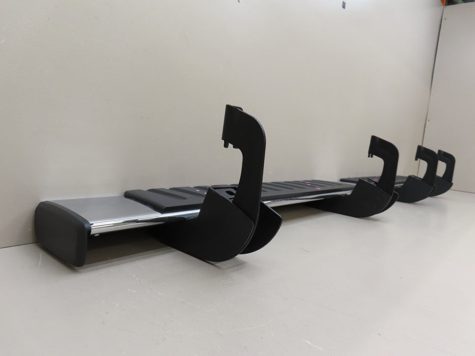 2015-2019 CHEVROLET/GMC SILVERADO-SIERRA 2500 3500 LEFT DRIVER RUNNING BOARD OEM