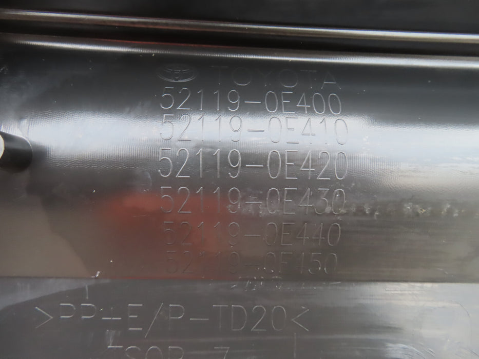 2020 2021 TOYOTA HIGHLANDER FRONT BUMPER COVER OEM 52119-0E400