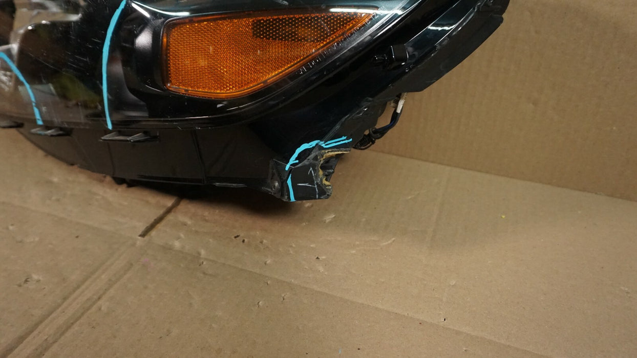 2016-2018 CHEVROLET MALIBU LEFT DRIVER SIDE HALOGEN HEADLIGHT OEM LAMP 16 17 18