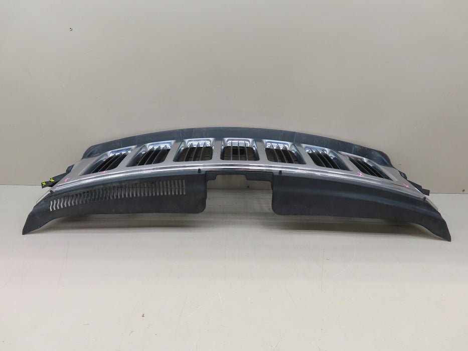 2011-2013 JEEP GRAND CHEROKEE FRONT UPPER GRILLE GRILL OEM 55079377