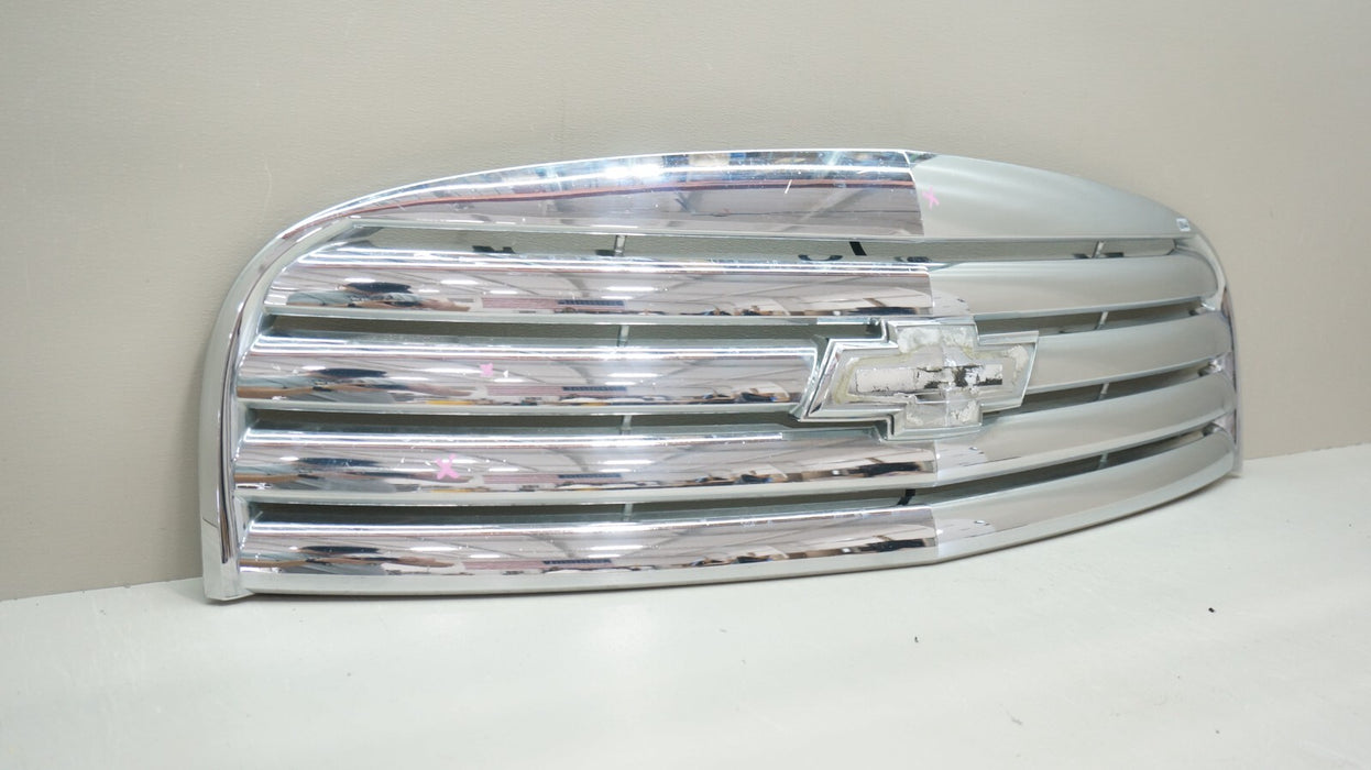 2006-2011 CHEVROLET HHR FRONT BUMPER RADIATOR CHROME GRILLE OEM